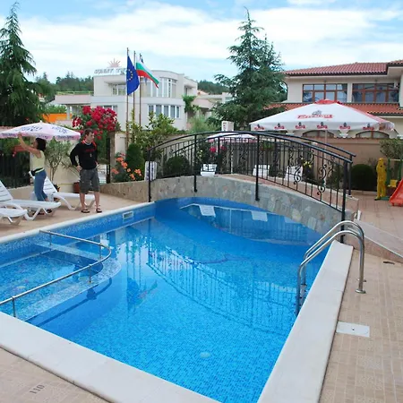 Hostel бреза
