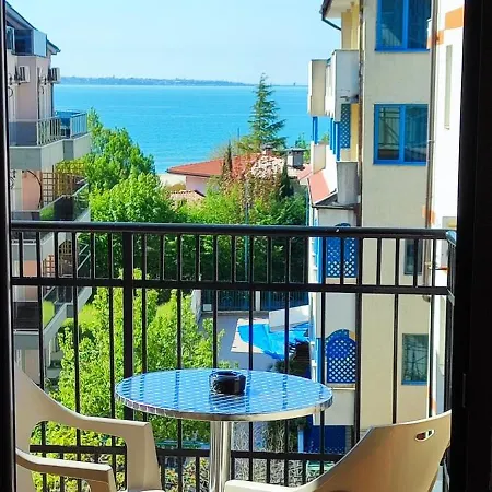 бреза Hostel Sunny Beach